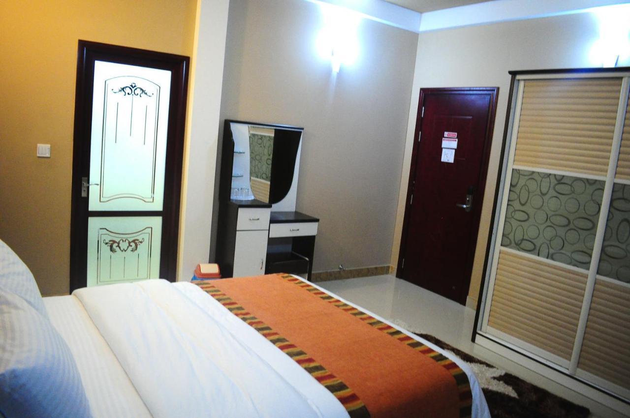 Calyx Grand Fuvahmulah Hotell Eksteriør bilde